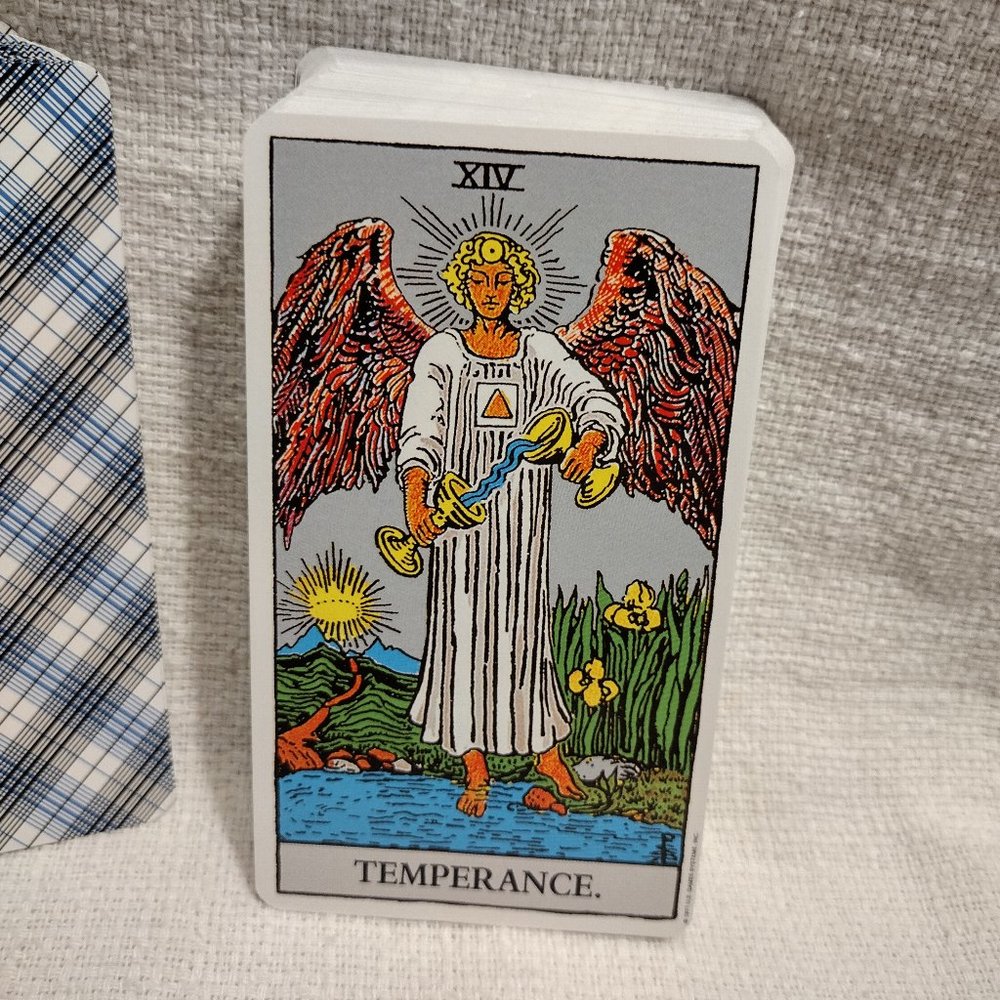 The Rider Tarot Deck - Picture 11 of 13